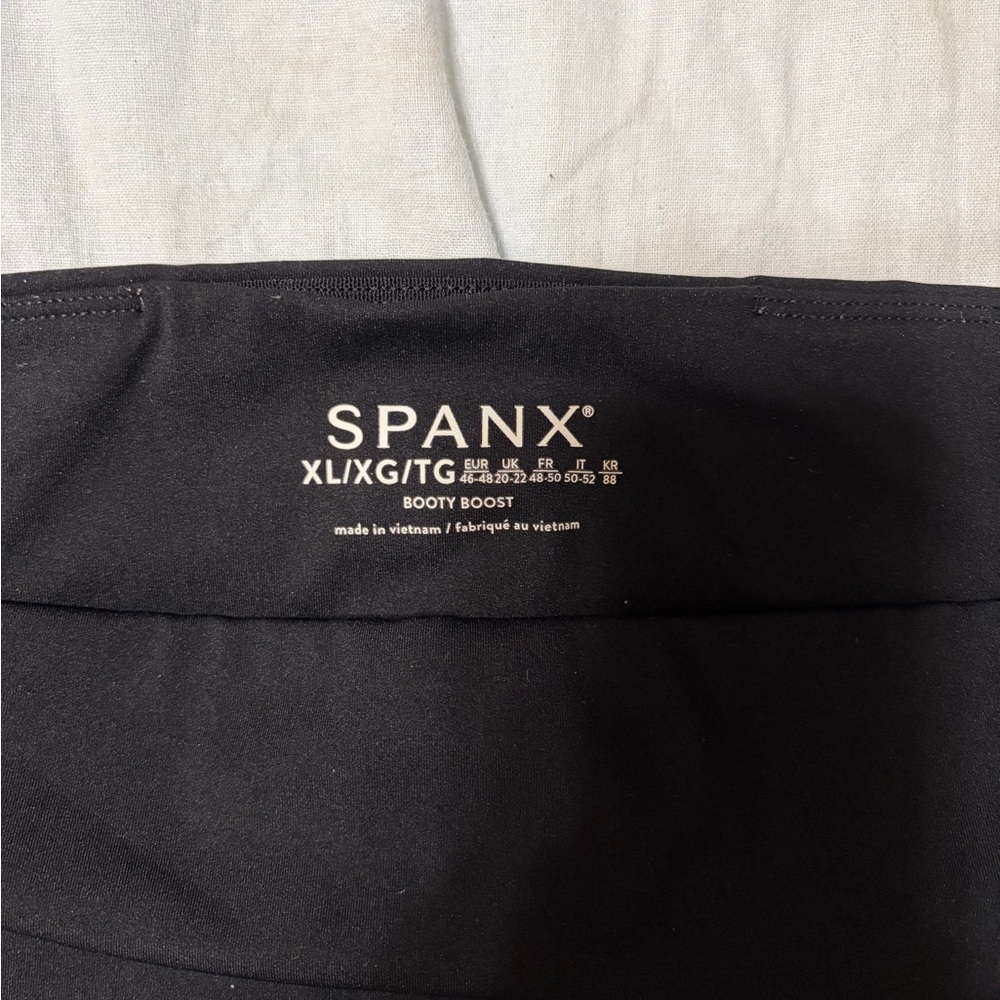 SPANX Black Booty Boost Leggings XL